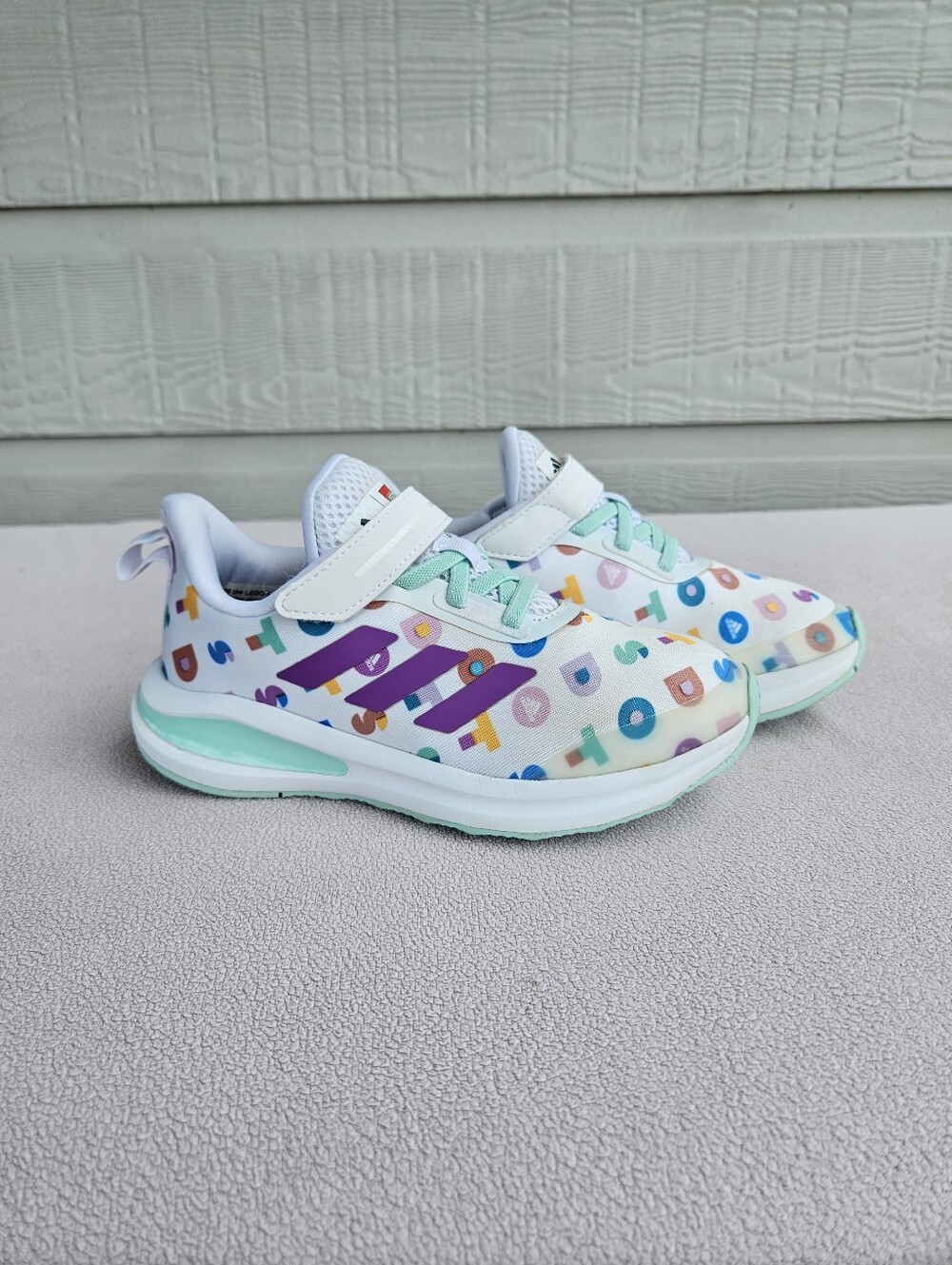 Adidas Fortarun x Lego Dots Hook & Loop Sneaker SZ 1Y White Purple G58804